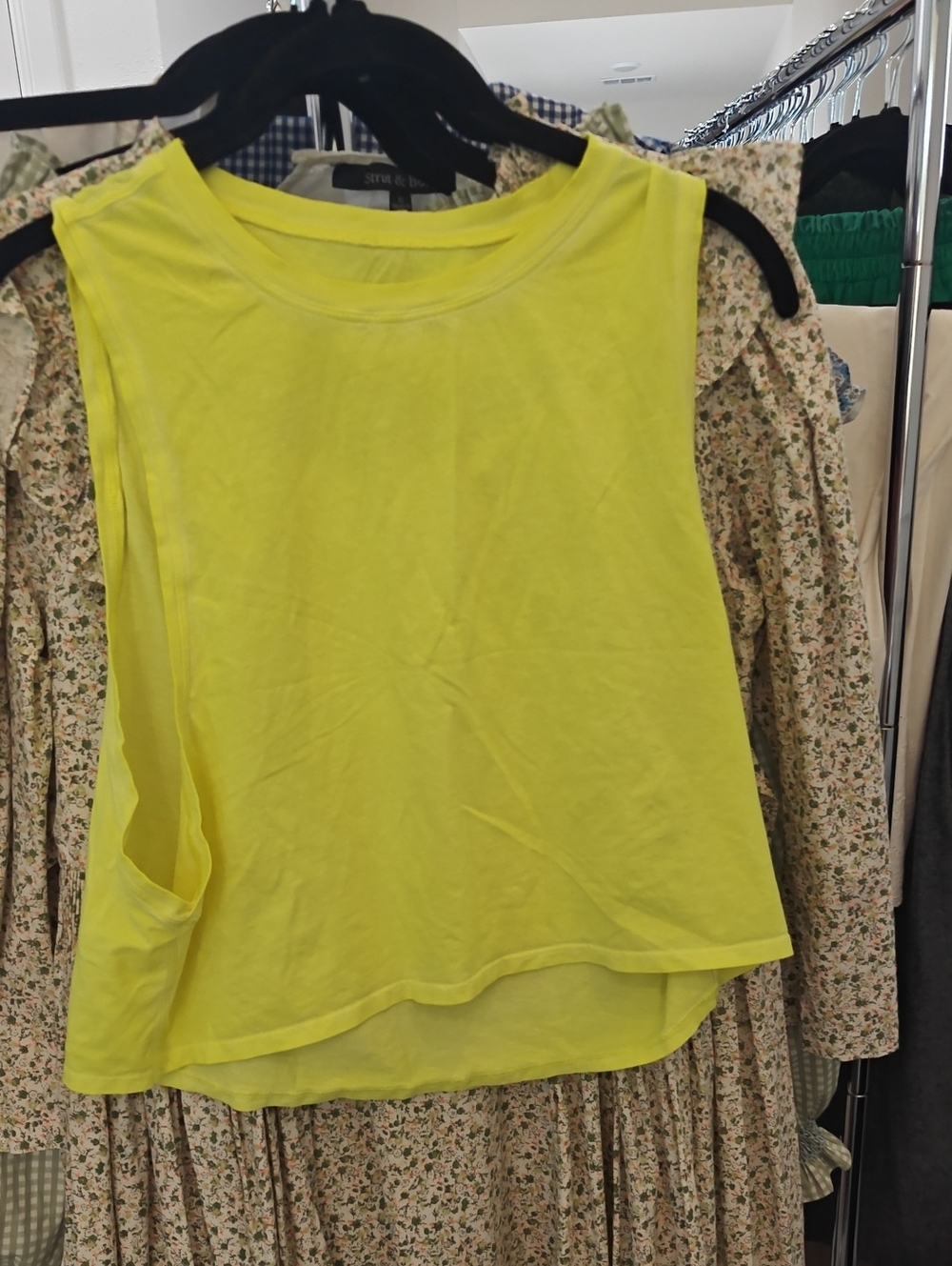 Women’s Sleeveless Neon Yellow Tank Top - Lululemon || Size Extra Small